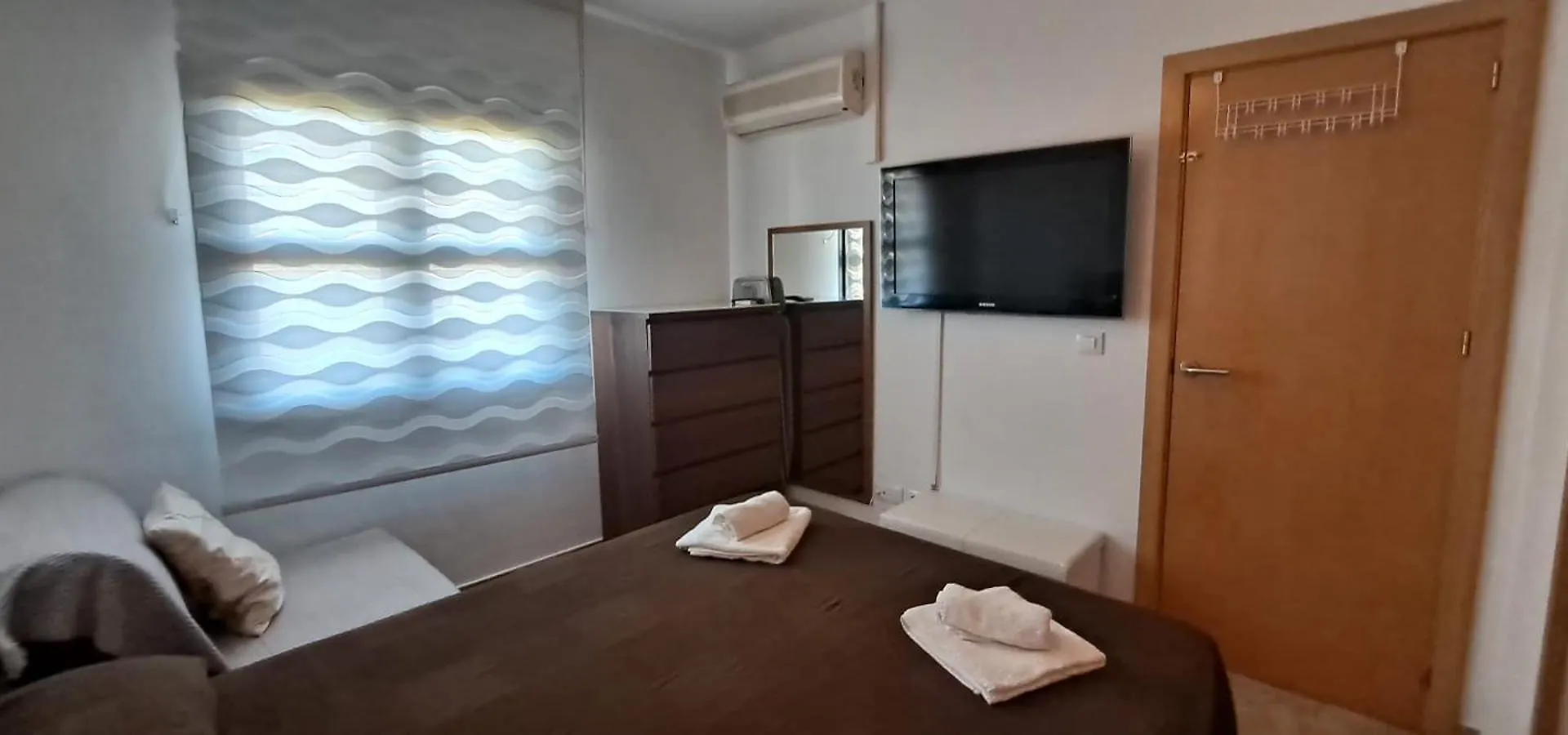 Apartamentos Enebrales 320 Punta Umbría 0*,  İspanya